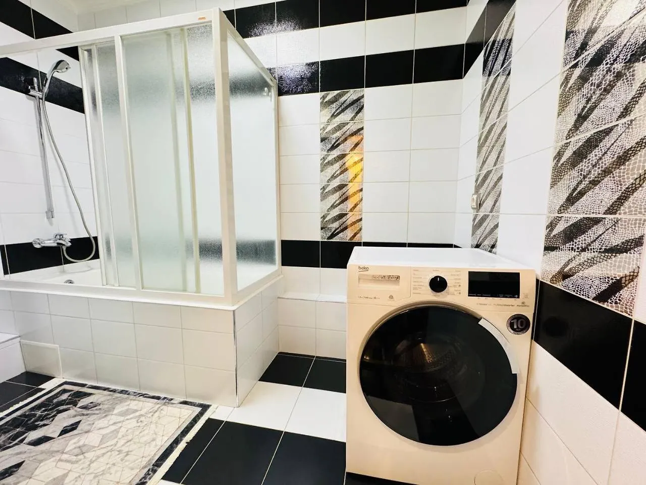 Mega Center Apartment Almaty